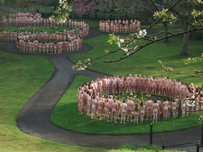 Os pelades de Spencer Tunick em 2010 18