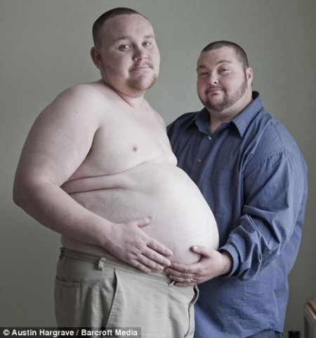 Terceiro homem grávido vai dar a luz em fevereiro