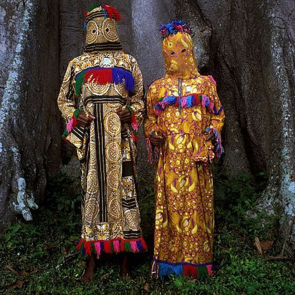 Trajes de cerimoniais africanos