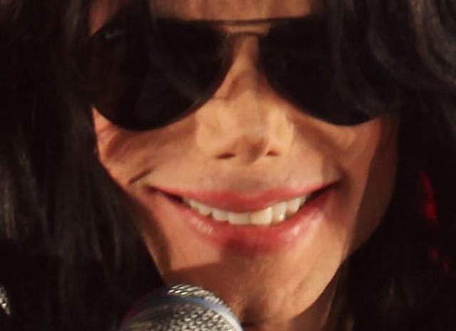 O rosto de Michael em detalhes