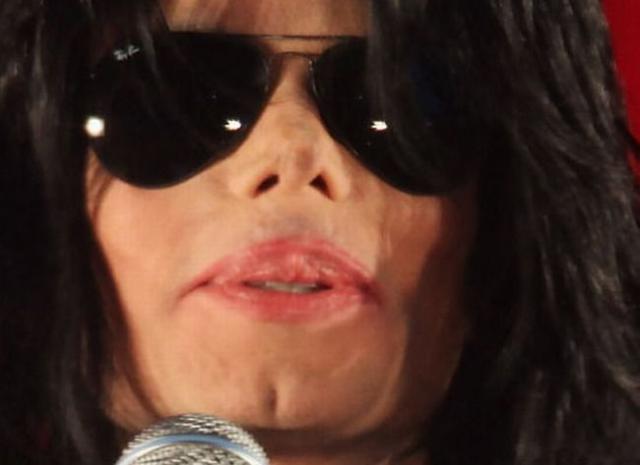 O rosto de Michael em detalhes