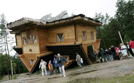 Casa de cabea para baixo