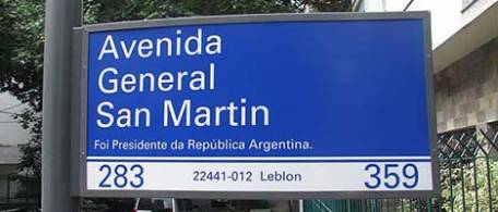 Prefeitura do rio comete patacoada elegendo San Martin como Presidente da Argentina.