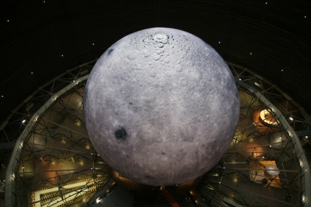 A maior lua construda na Terra
