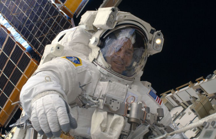 Por que os astronautas s vezes perdem suas unhas?