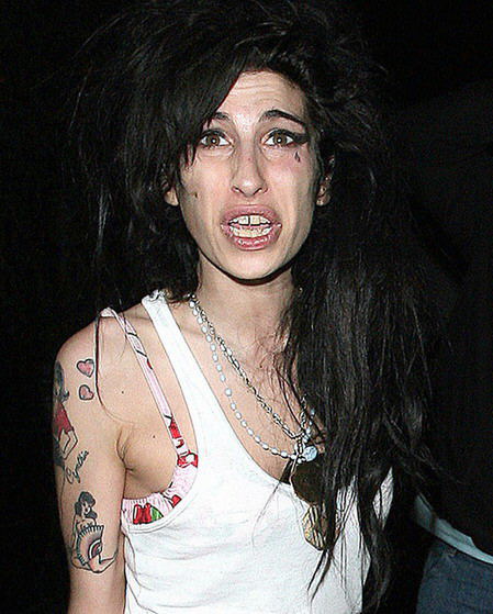 Amy Winehouse  17
