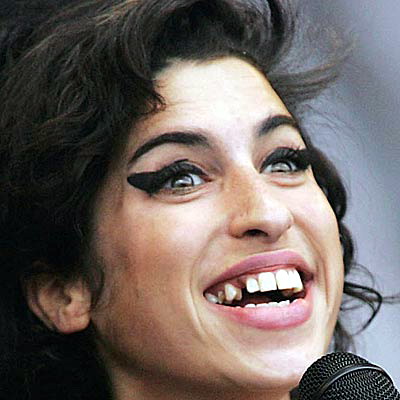 Amy Winehouse  23