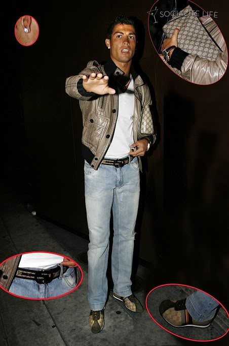 Cristiano Ronaldo e sua bolsinha chic