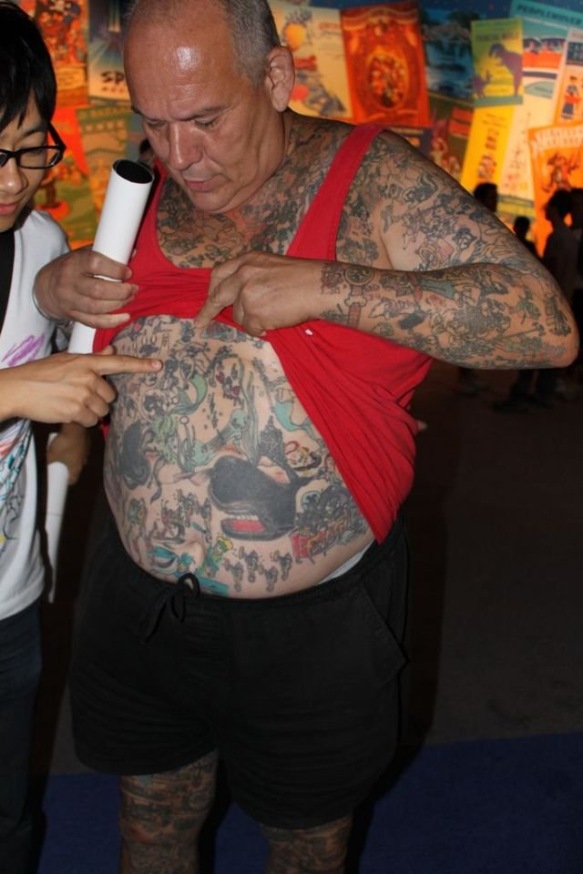 George Reiger, o cara das tatuagens Disney