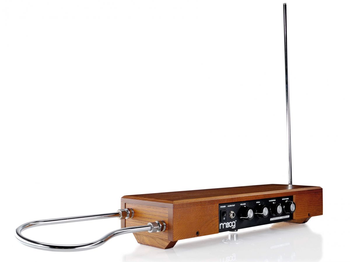 Theremin, o intocvel tocvel