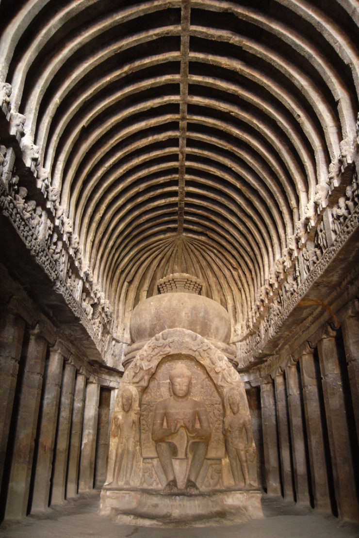 Maravilhas do mundo - Um templo esculpido na montanha, na ndia