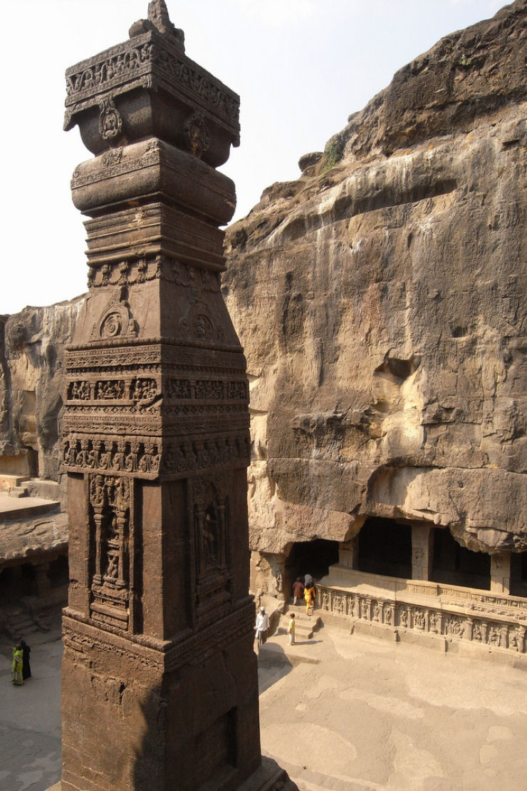 Maravilhas do mundo - Um templo esculpido na montanha, na ndia