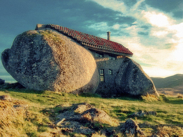 A verdadeira casa na pedra