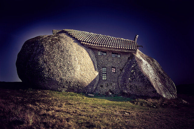 A verdadeira casa na pedra