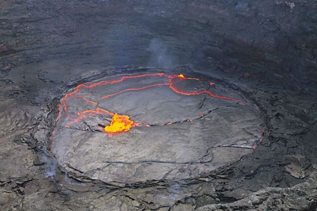 Maravilhas do mundo - Lago de lava na Etipia