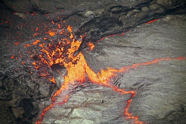 Maravilhas do mundo - Lago de lava na Etipia