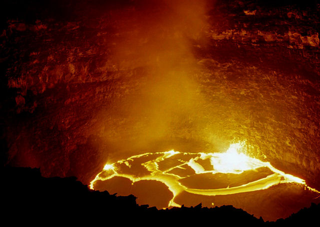 Maravilhas do mundo - Lago de lava na Etipia