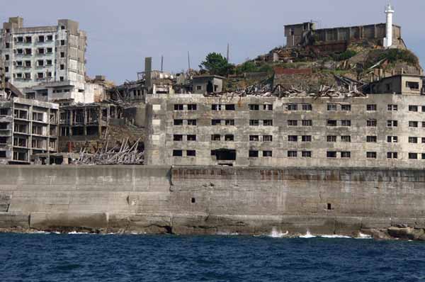 Lugares abandonados pelo mundo