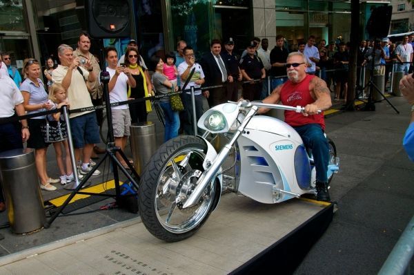 A Orange County Choppers fabrica moto eltrica em parceria com a Siemens