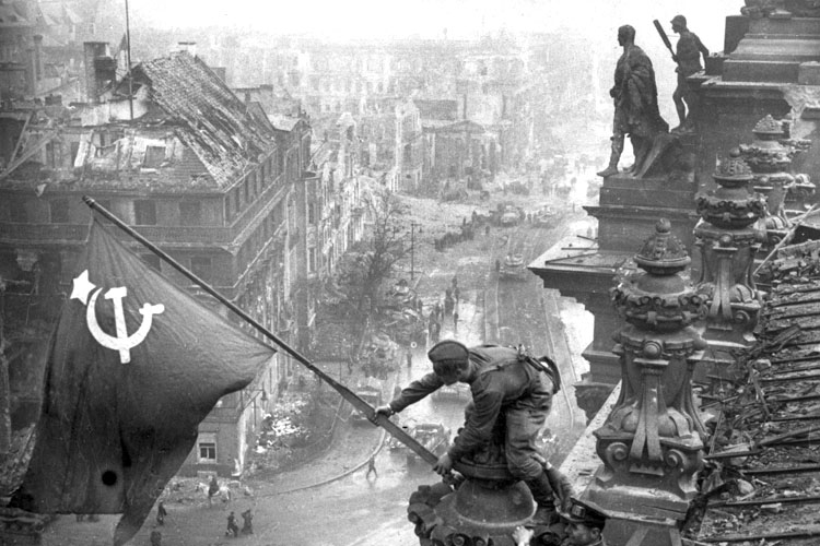 Queda de Berlim, o primeiro Photoshop da história
