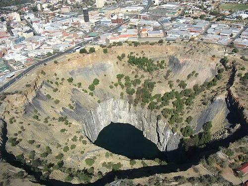 hole1.jpg hole1.jpg